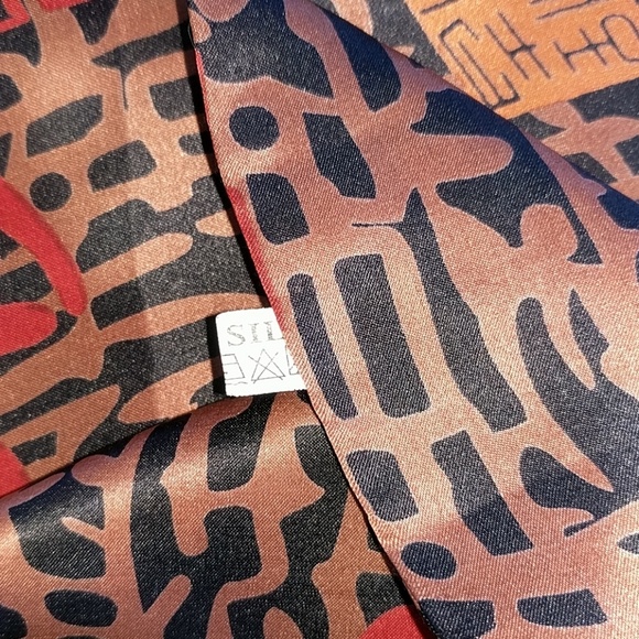 VINTAGE ORIENTAL 100% SILK SCARF! - Picture 4 of 5